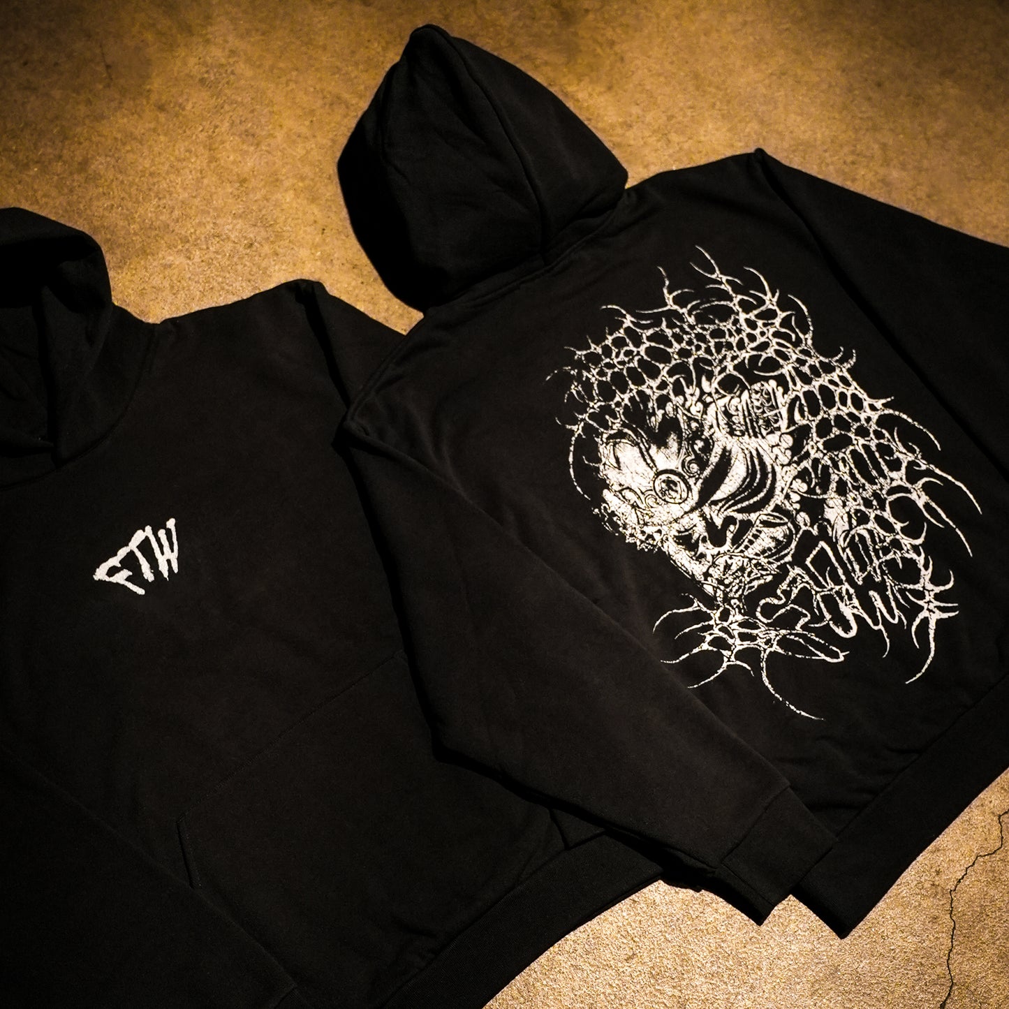 CYBERSURAI HEAVYWEIGHT HOODIE