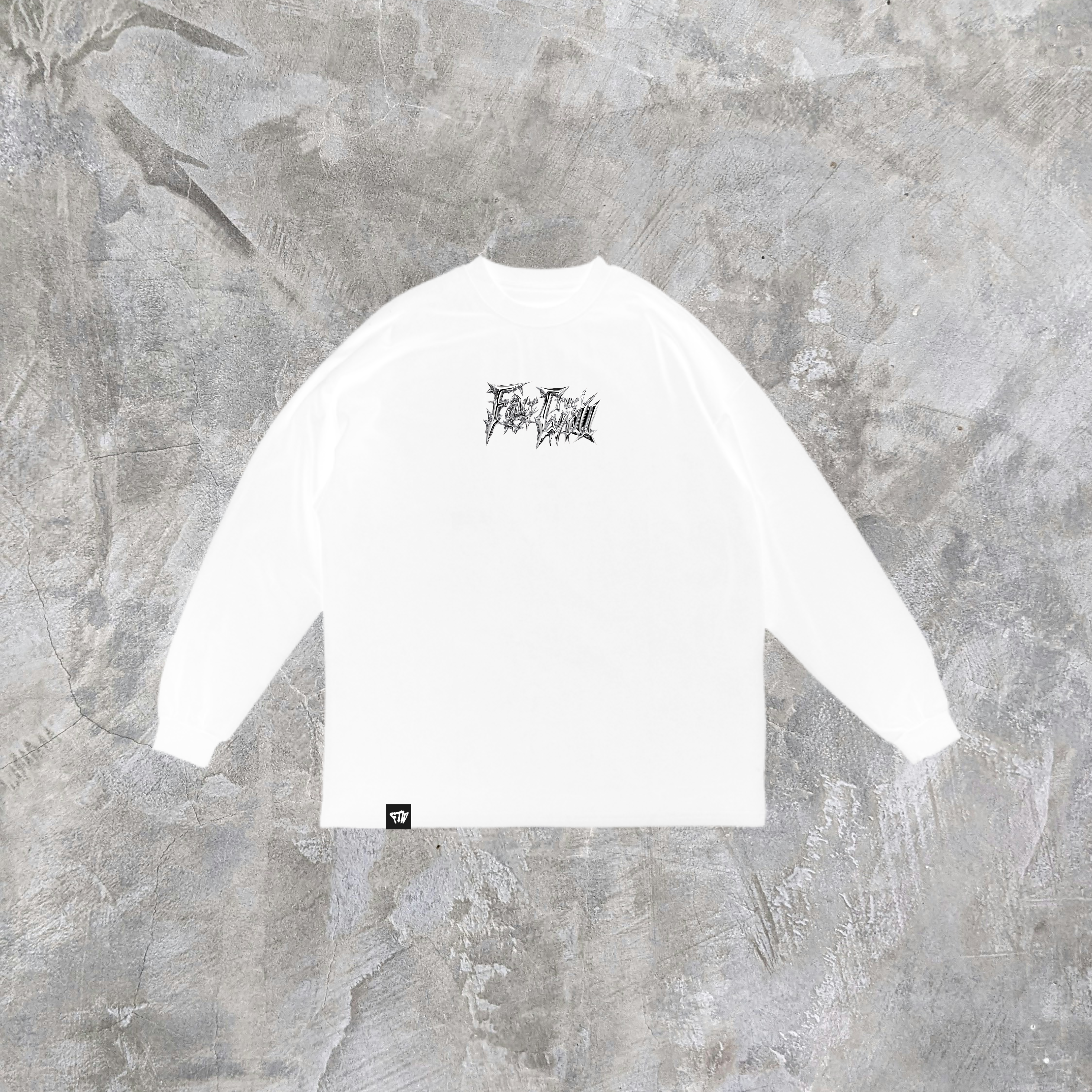WHITE SILVERTHORN HEAVYWEIGHT LONGSLEEVE