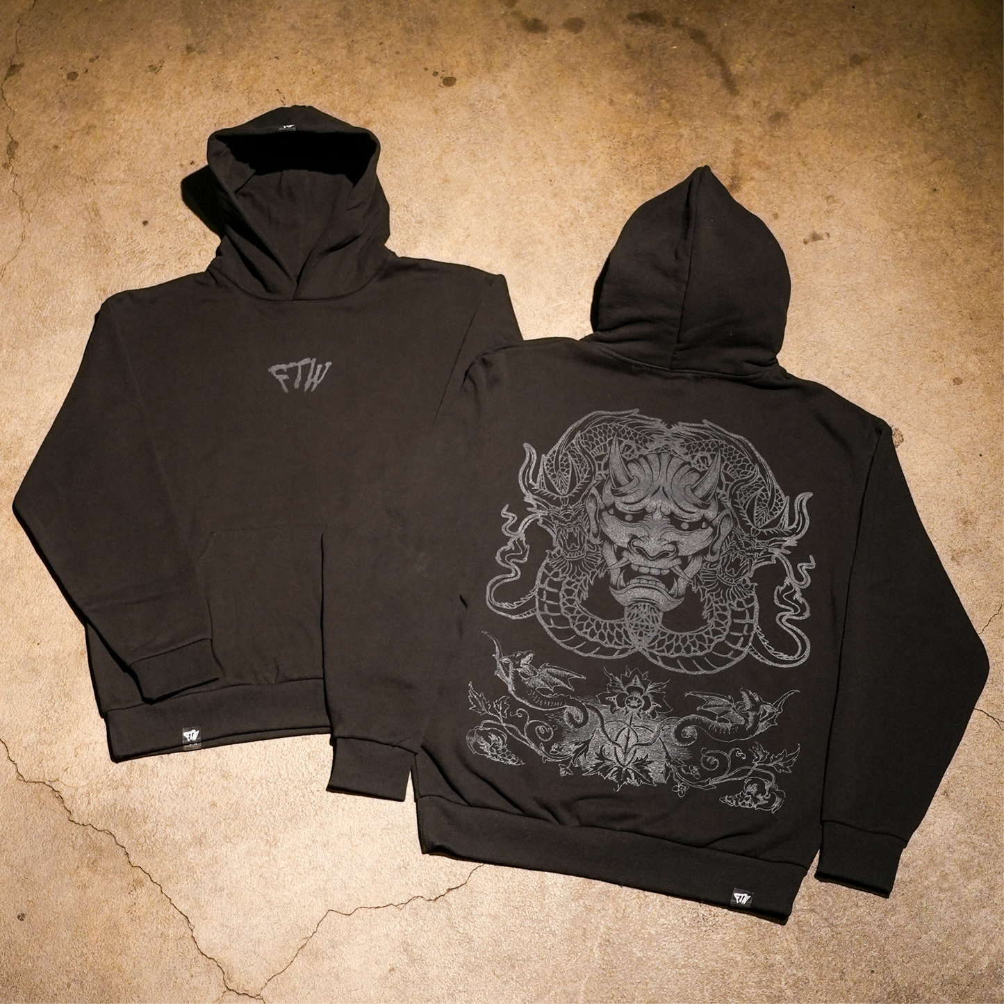 BLACK DRAKONI HEAVYWEIGHT HOODIE