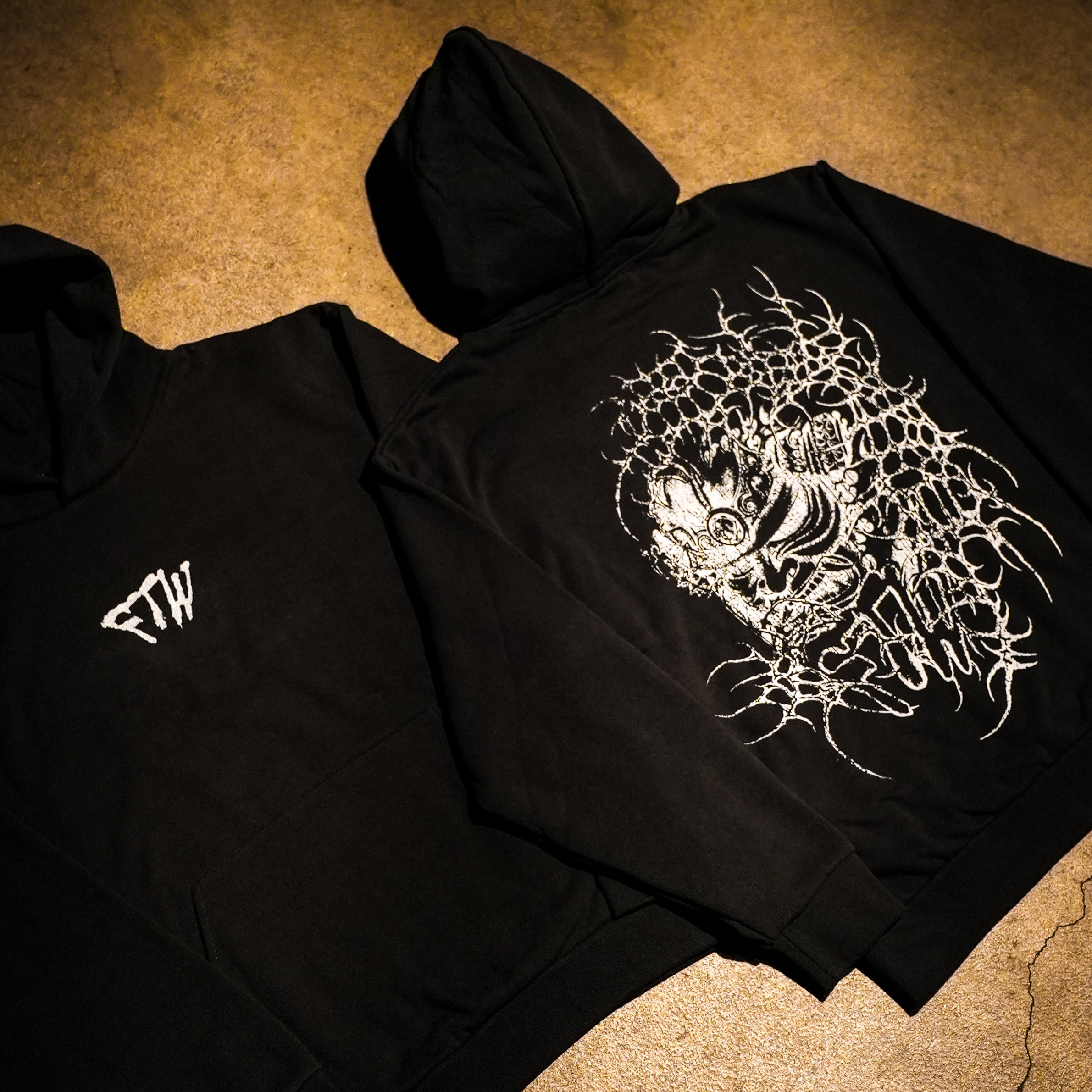 CYBERSURAI HEAVYWEIGHT HOODIE